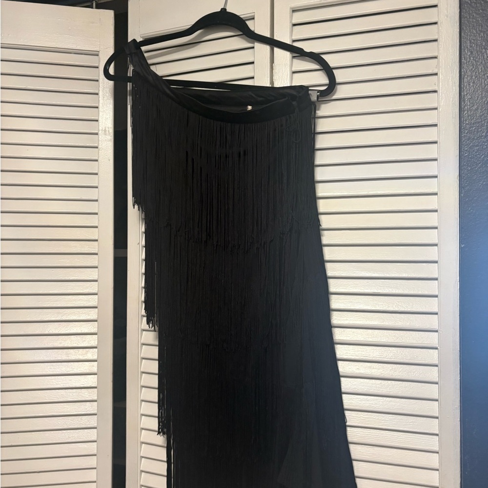 Elegant One Shoulder Black Fringe Dress